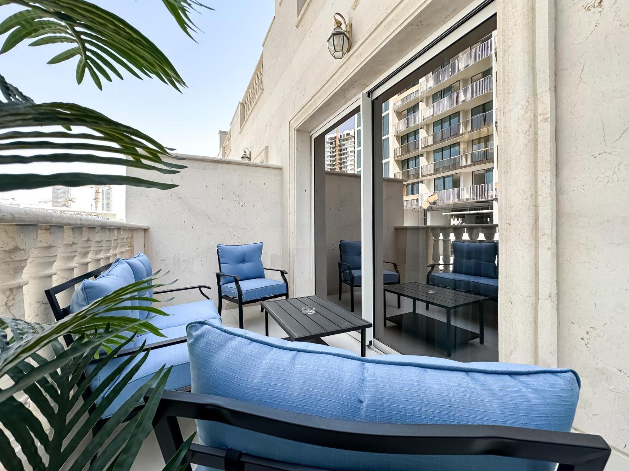 2Br Designer Vacation Oasis W Chic Decor Apartment *