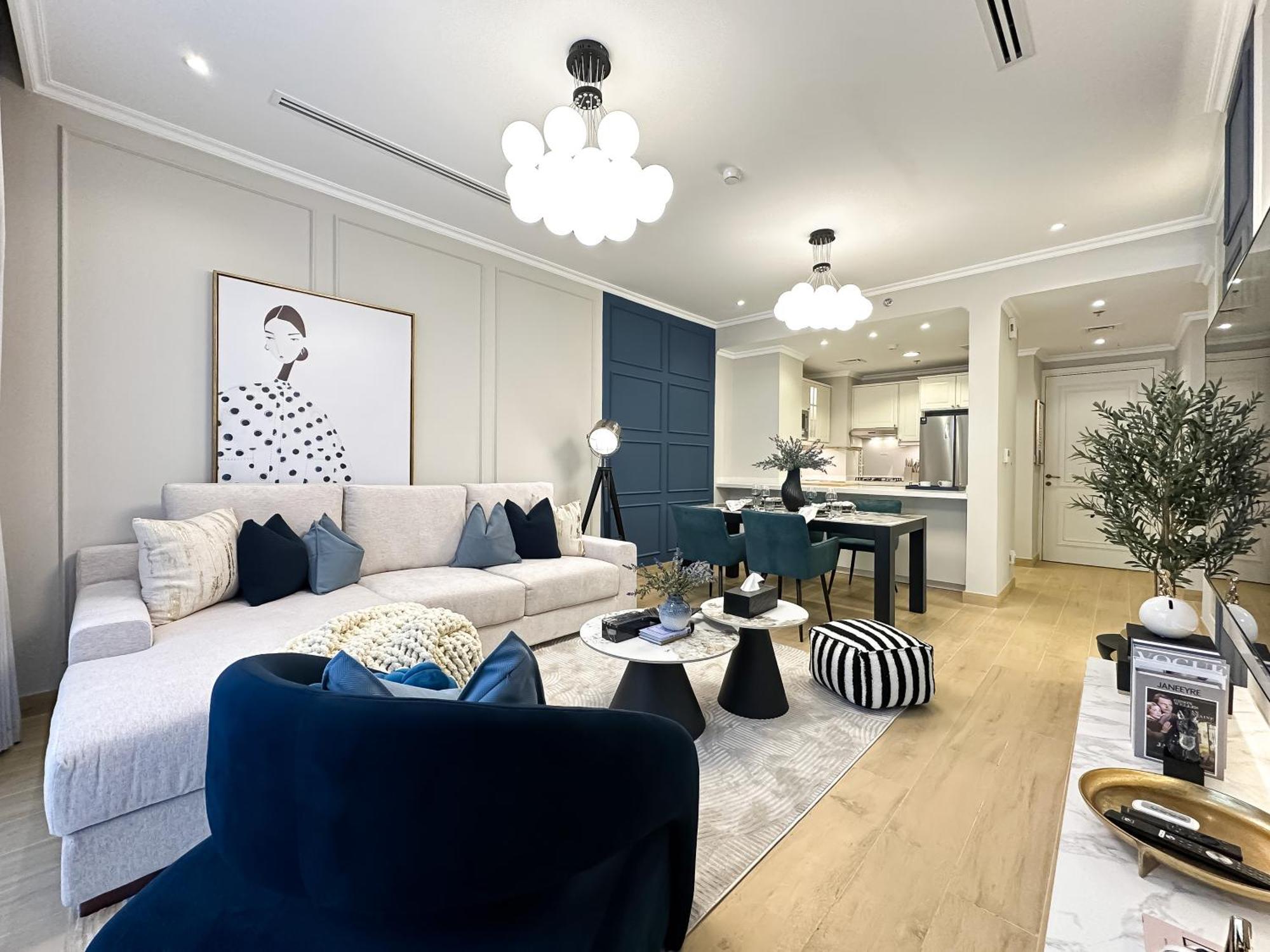 2Br Designer Vacation Oasis W Chic Decor Dubai